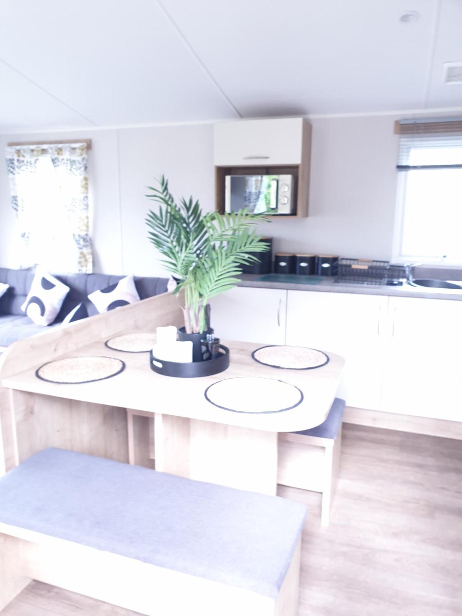 16 Anglers Acre Luxury Hot Tub Break Tattershall Lakes エクステリア 写真