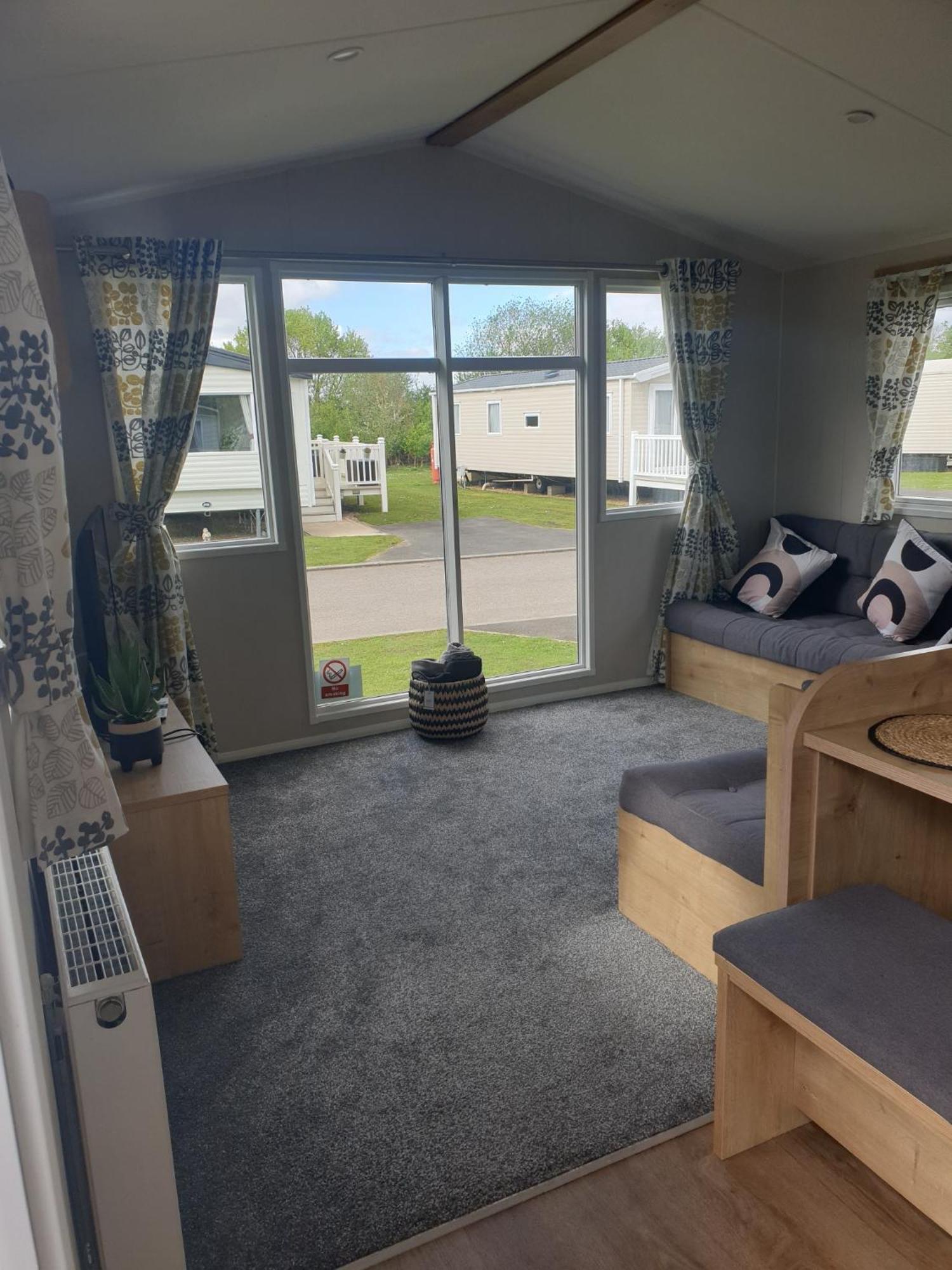 16 Anglers Acre Luxury Hot Tub Break Tattershall Lakes エクステリア 写真
